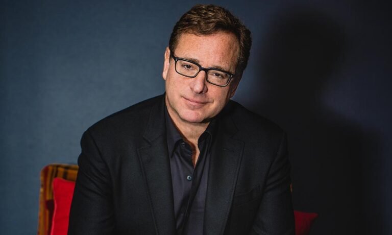 Bob Saget, o Danny Tanner em Três é Demais, morre aos 65 anos