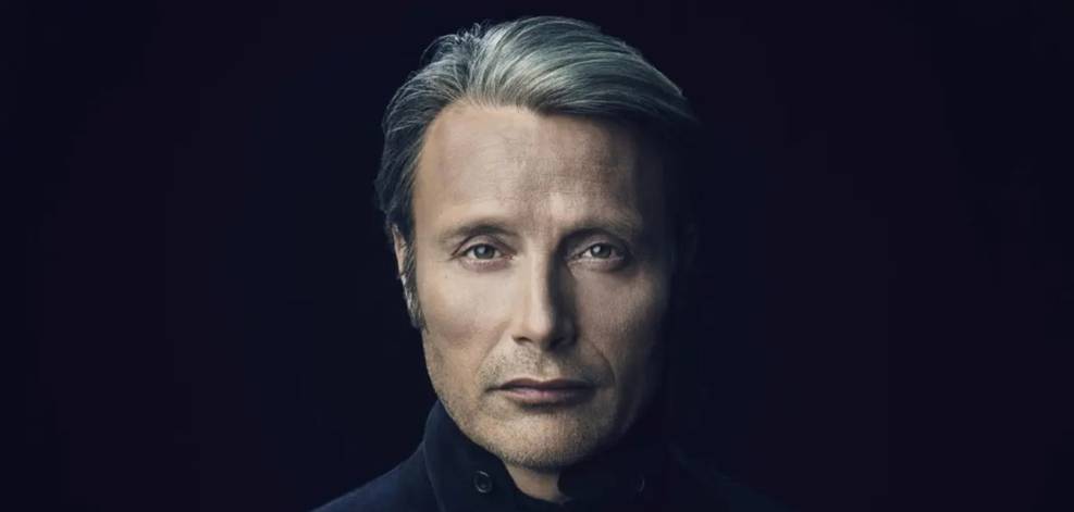 Mads Mikkelsen é confirmado como convidado especial da CCXP México 2025