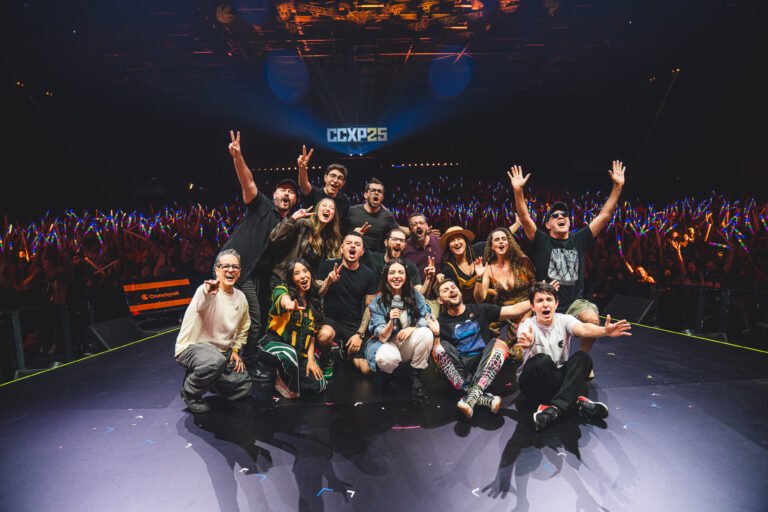 CCXP25 celebra o maior encontro de dubladores da história do Palco Thunder by Claro tv+ em um sábado lotado de energia e nostalgia